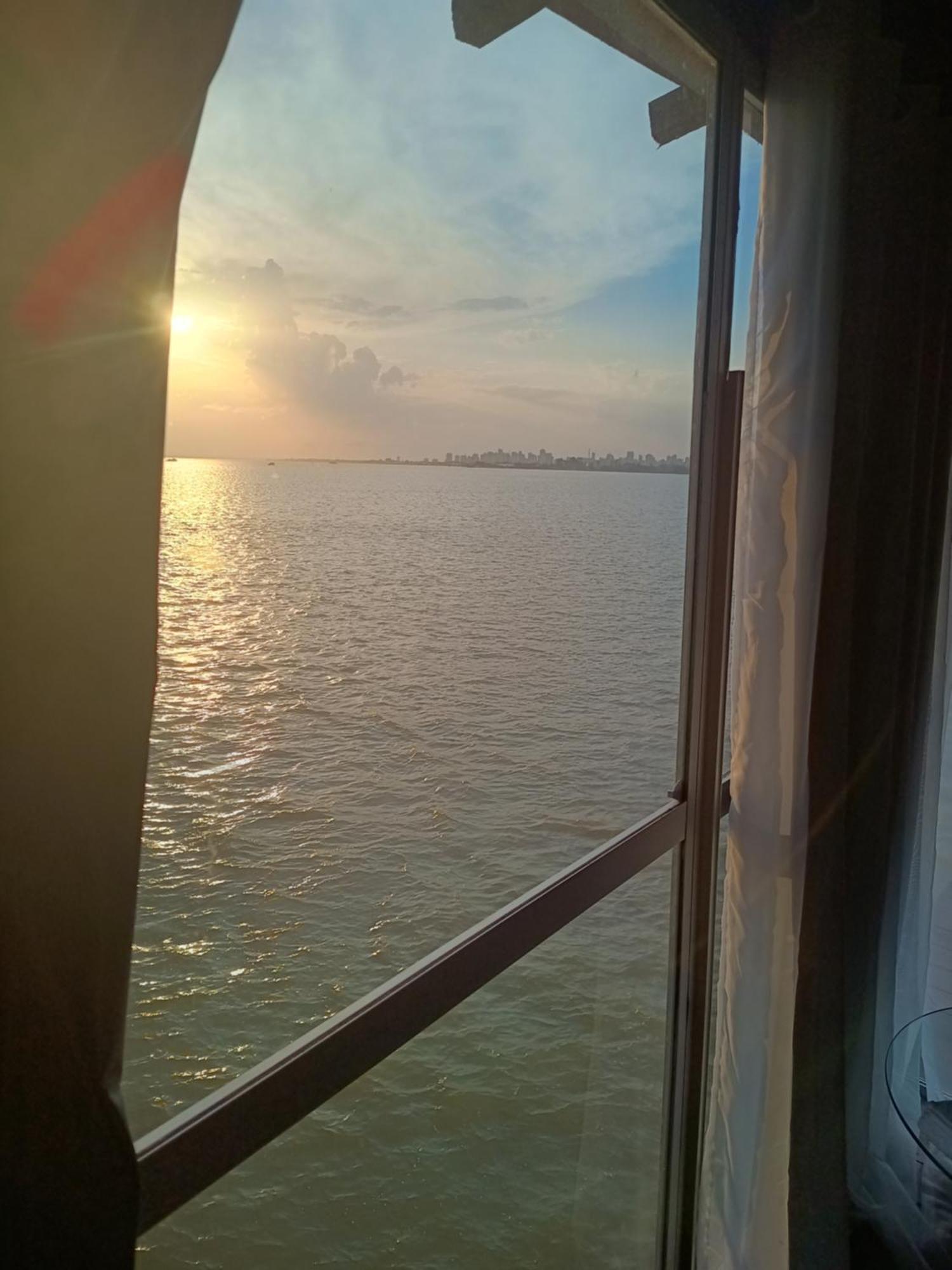 Suite Bangalo Ilha Da Fantasia Belém Extérieur photo